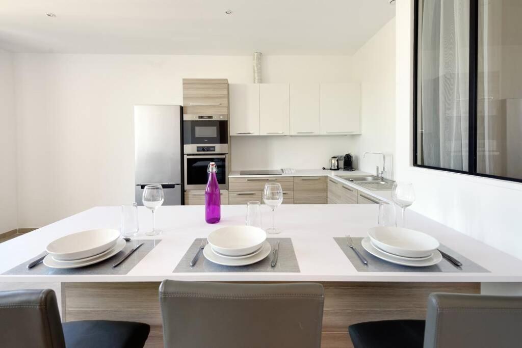 La Ciotat - Magnifique Appartement Climatise Sur Le Port Eksteriør billede
